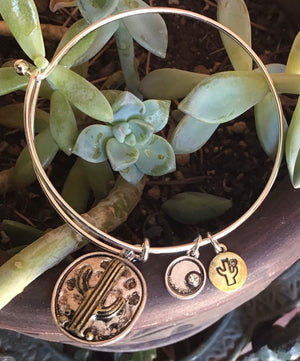 Cactus Charm Silvertone Wire Bangle