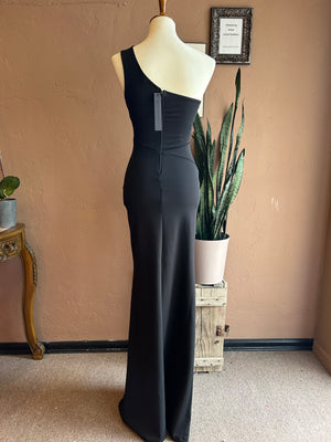 Black One Shoulder Strap Floor Length Evening Gown