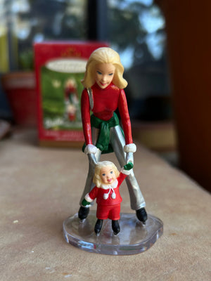 2001 Keepsake Ornament Barbie and Kelly ice skating and looking beautiful in their winter wear! lovely Collectors ornament