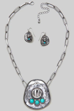 Open image in slideshow, Western Turquoise Cowboy Hat Silvertone Necklace Seti
