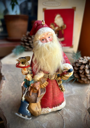Hallmark Keepsake nostalgic Santa Claus in the Gifts for Everyone design ornament and collectible new in box