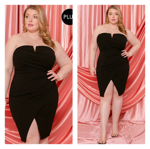 Open image in slideshow, Plus Black Tube Strapless Mini Dress
